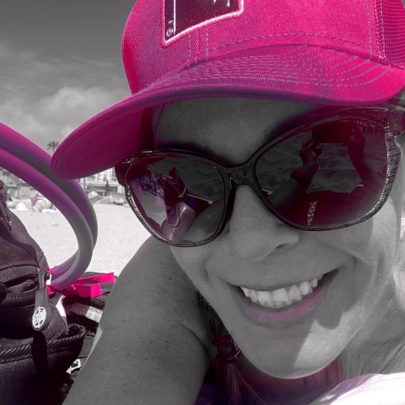 Meet your Posher, Michele - Picture 1 of 1